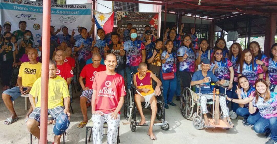 Makiling binan city eagles club went to divine mercy home for the abandoned elderly